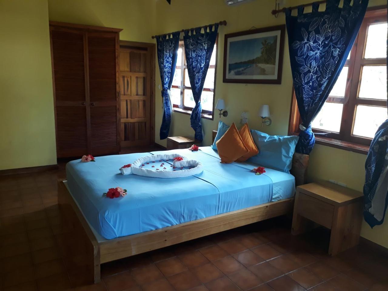 Paradise Flycatcher'S Lodge La Digue Exterior foto